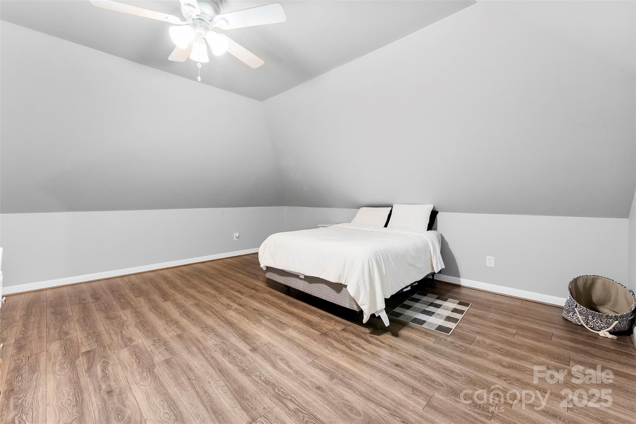 Dewey Beam Estates - Residential