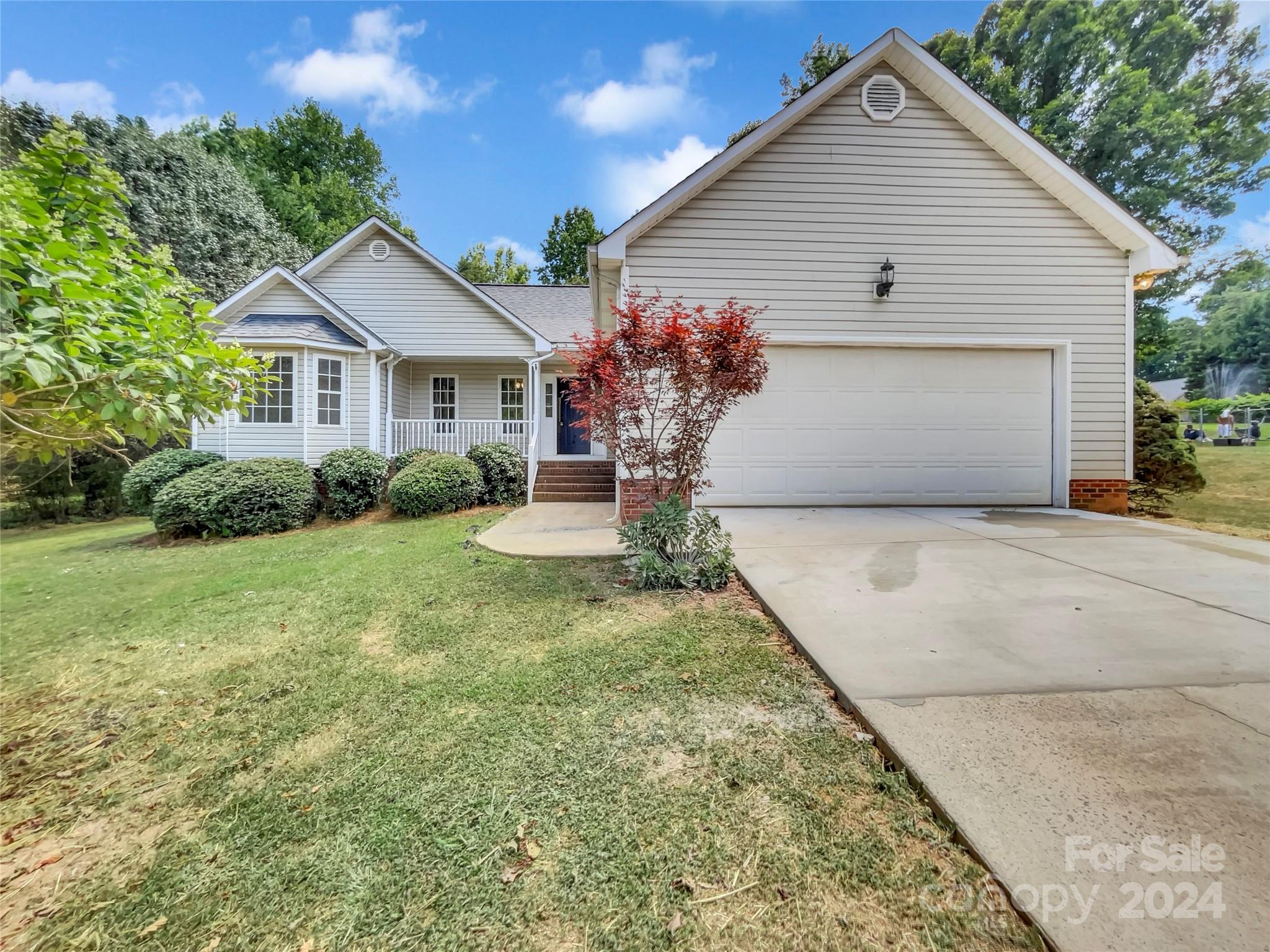 Photo 1 of 16 — 1208 Courtney Cove Court, Gastonia, NC 28052