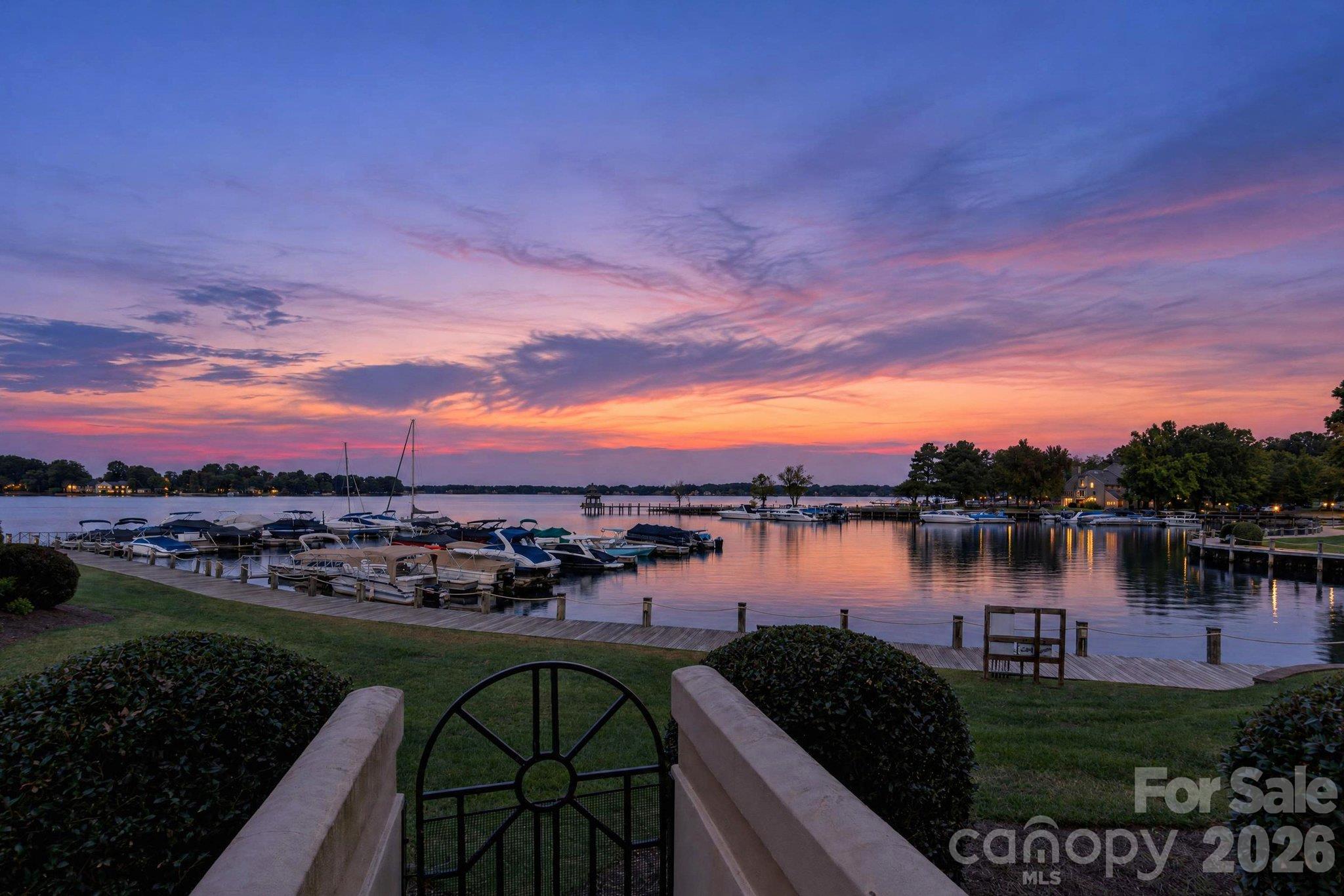 822 Southwest Drive