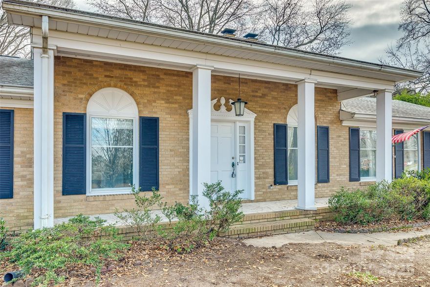 Welcome to 3608 Southwood Drive, a beautiful, established home offering 3 bedrooms, 2 bathrooms, and ample living space for all your needs. This property features a large living and dining room and a cozy den perfect for both entertaining and everyday living. Both rooms share a beautiful two-sided fireplace, and this home has the potential to be a lovely home for some special buyers. 

Enjoy outdoor living on the large, private backyard—ideal for gatherings or quiet relaxation. The back of a home has a delightful sunporch and the backyard has a shed and a greenhouse, all being sold "as-is".  This home is located in a peaceful neighborhood, yet offers easy access to shopping, dining, and major highways for a quick commute to surrounding areas.

Don't miss the opportunity to make this lovely home yours!