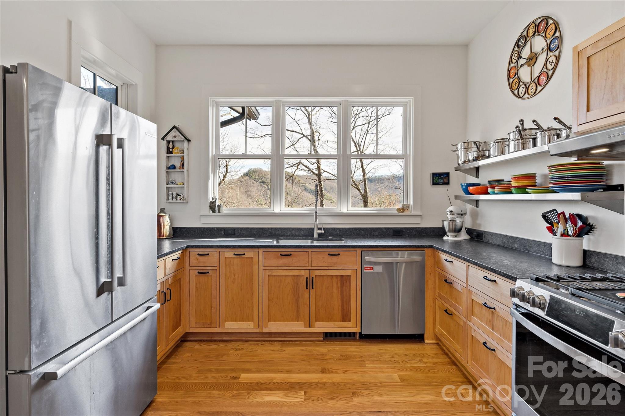 The Settings Of Black Mountain - Residential