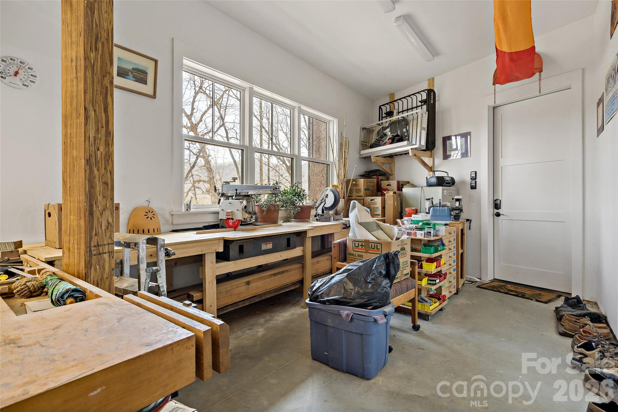 The Settings Of Black Mountain - Residential