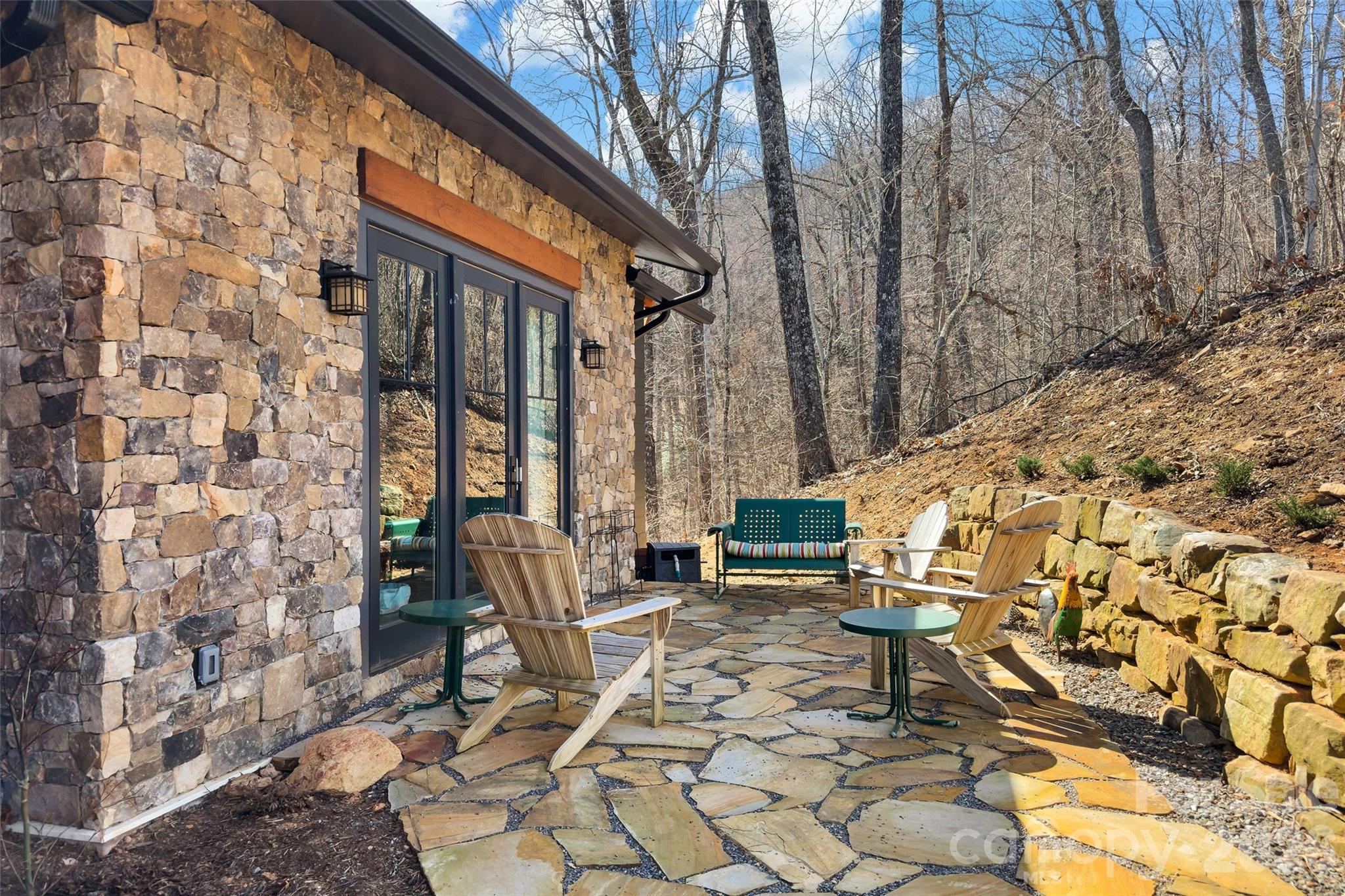 The Settings Of Black Mountain - Residential