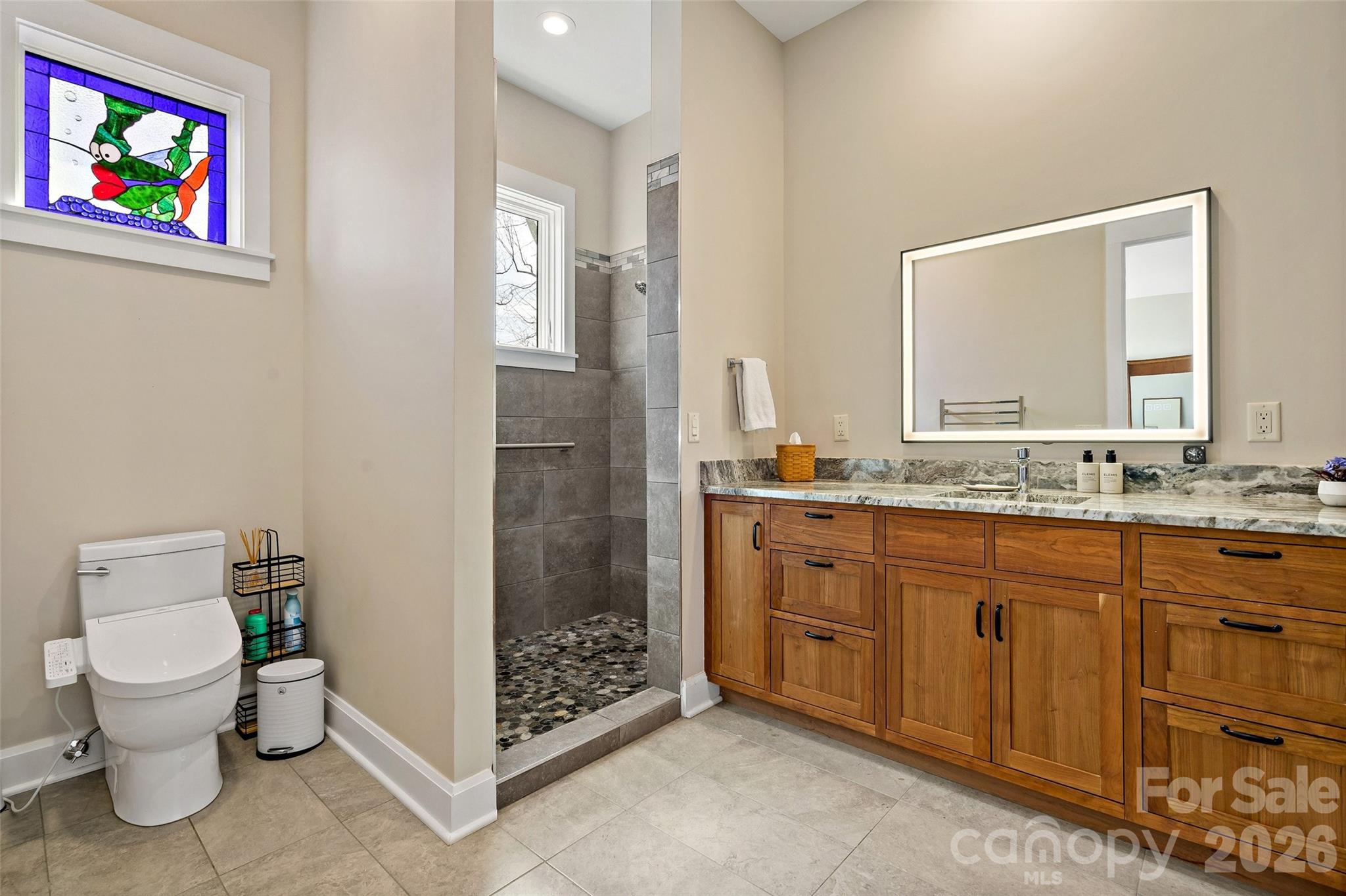 The Settings Of Black Mountain - Residential