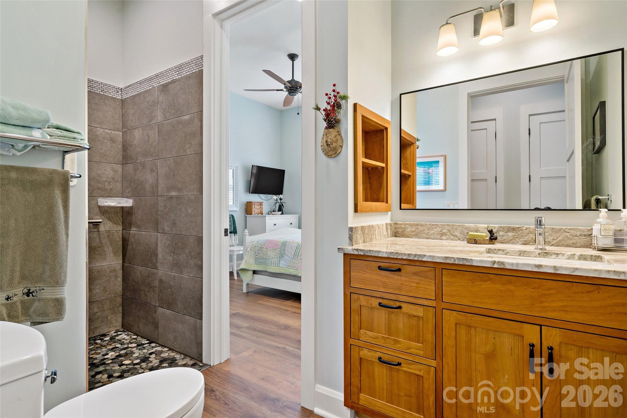 The Settings Of Black Mountain - Residential