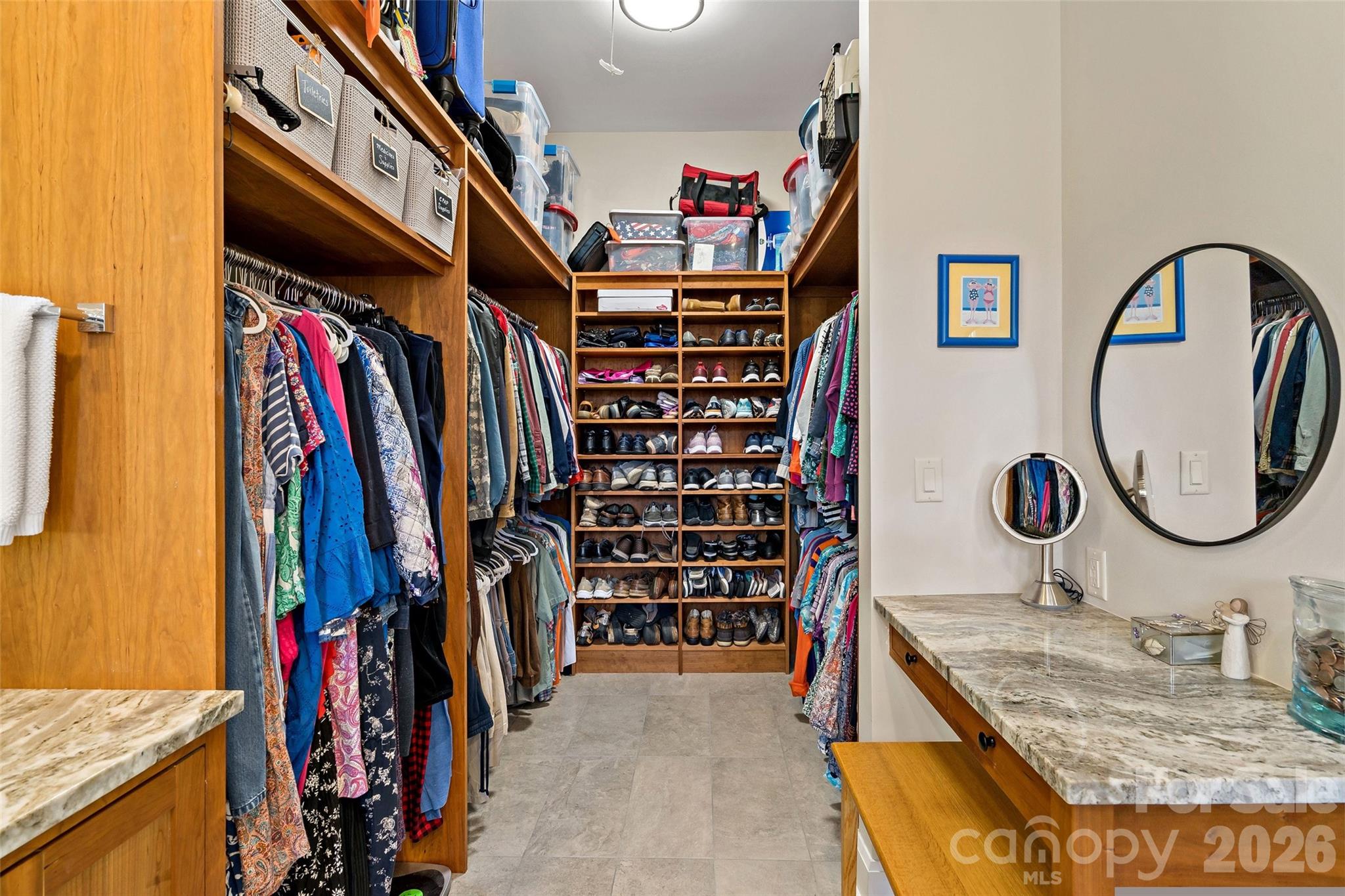 The Settings Of Black Mountain - Residential