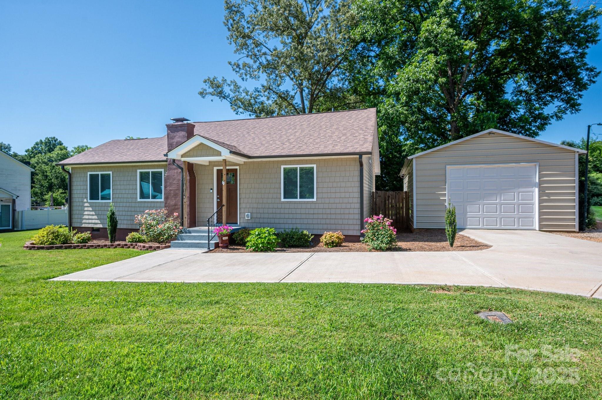 1005 Noles Drive