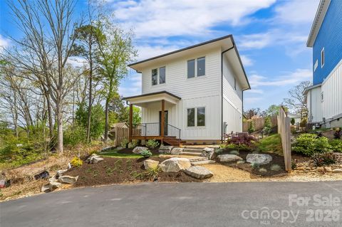 Photo of 34 Fern Street, Asheville, NC 28803 (MLS # 4406952)