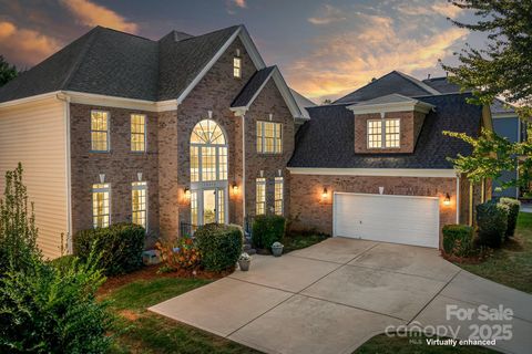Photo of 15316 Elham Lane, Huntersville, NC 28078 (MLS # 4311394)