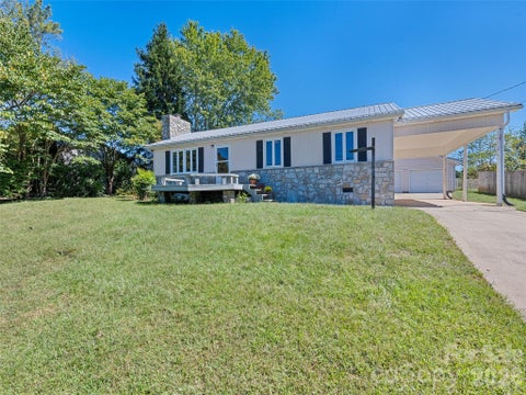 Photo of 158 Candlelight Circle, Clyde, NC 28721 (MLS # 4429323)
