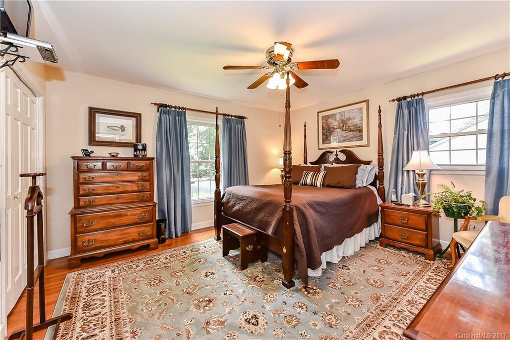 Lansdowne - Residential