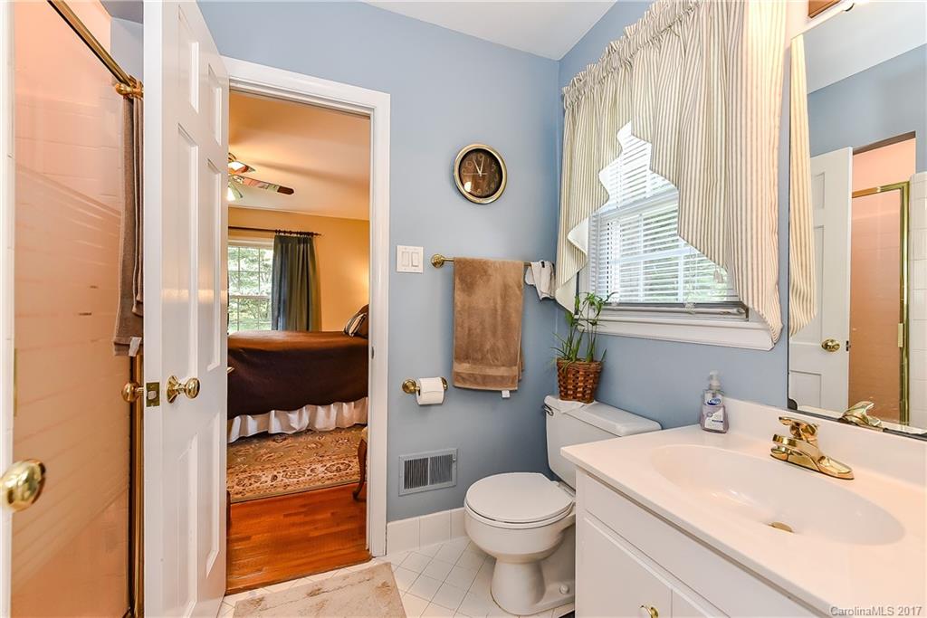 Lansdowne - Residential