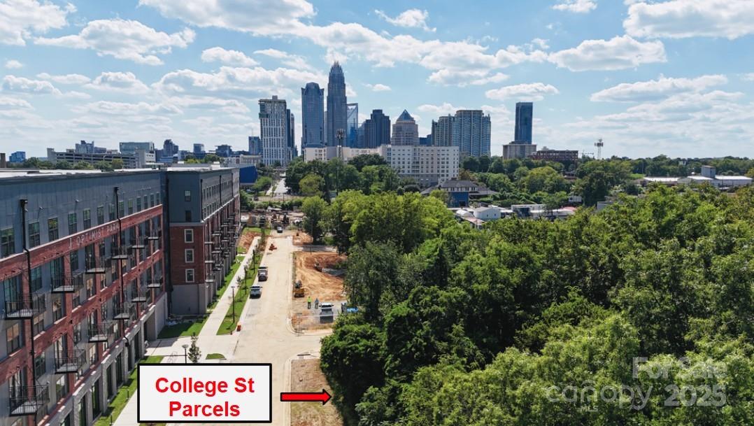 1131 N College Street