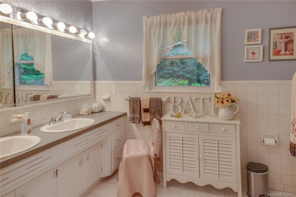 Hinson and Moore - Residential