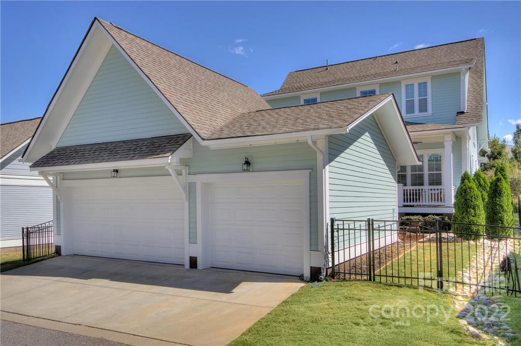 Riverwalk - Residential