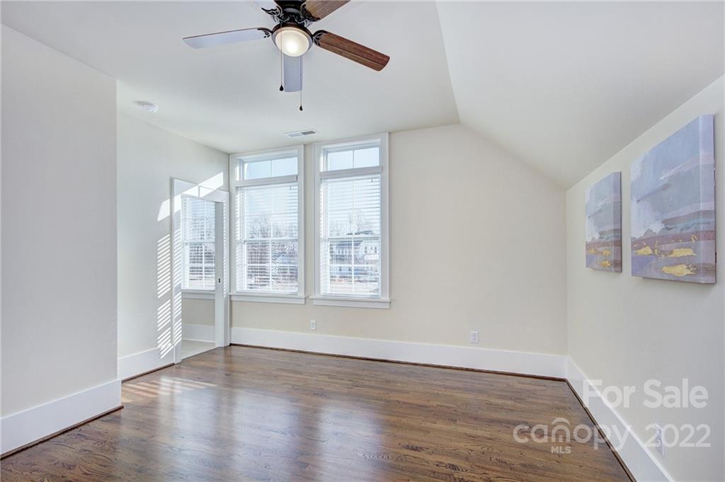 Riverwalk - Residential