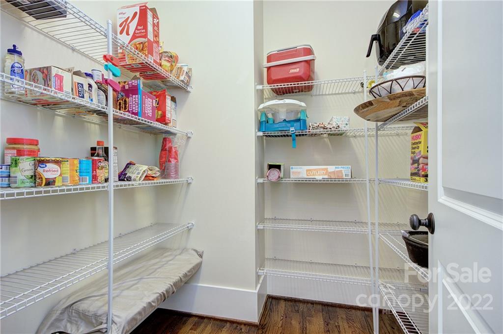 Riverwalk - Residential