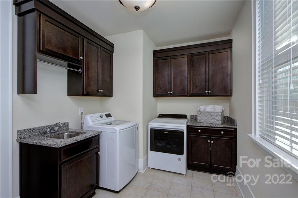 Riverwalk - Residential