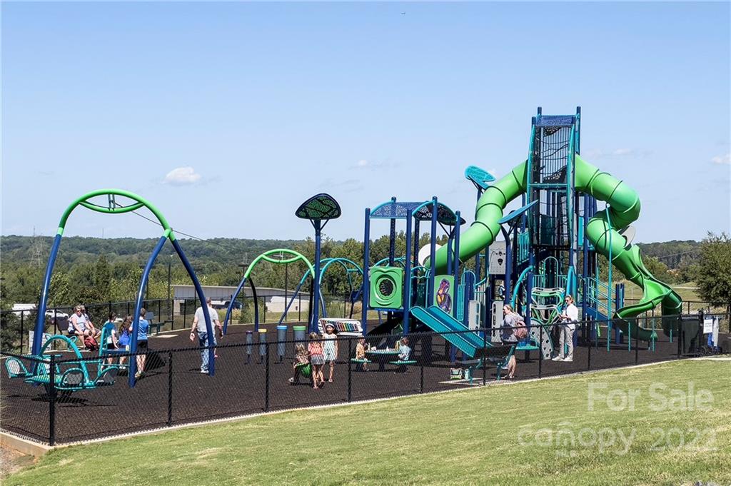 Riverwalk - Residential