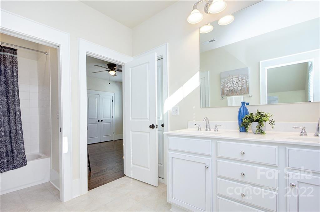 Riverwalk - Residential