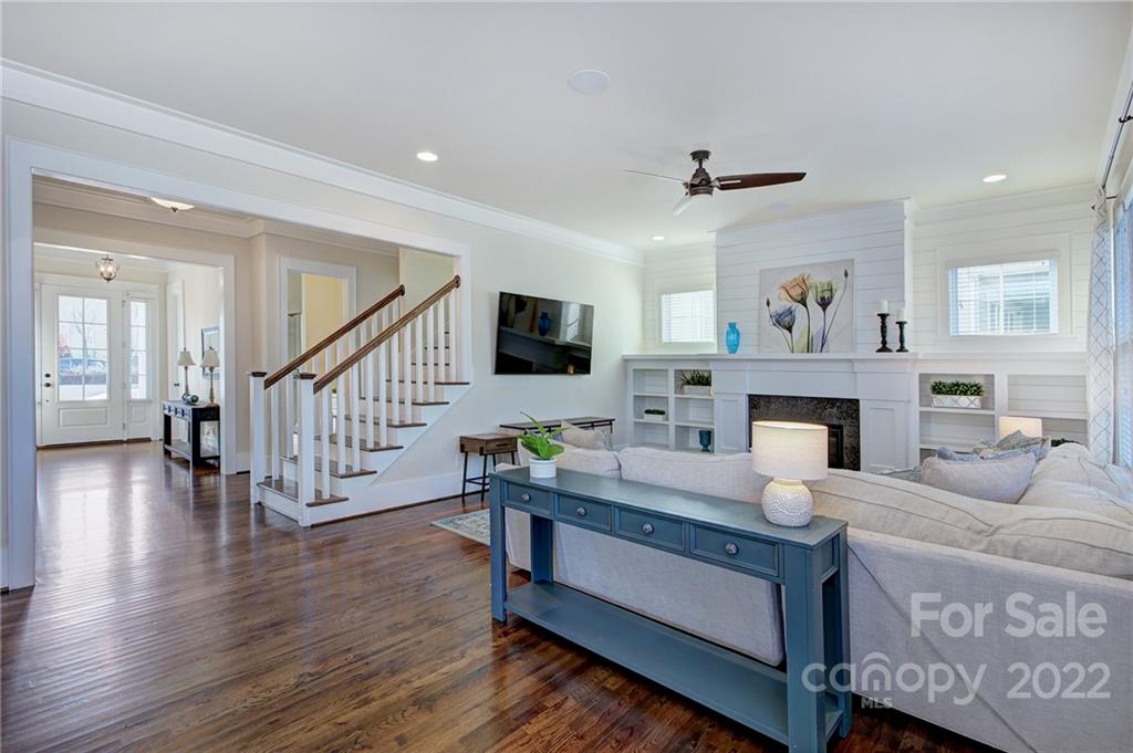 Riverwalk - Residential