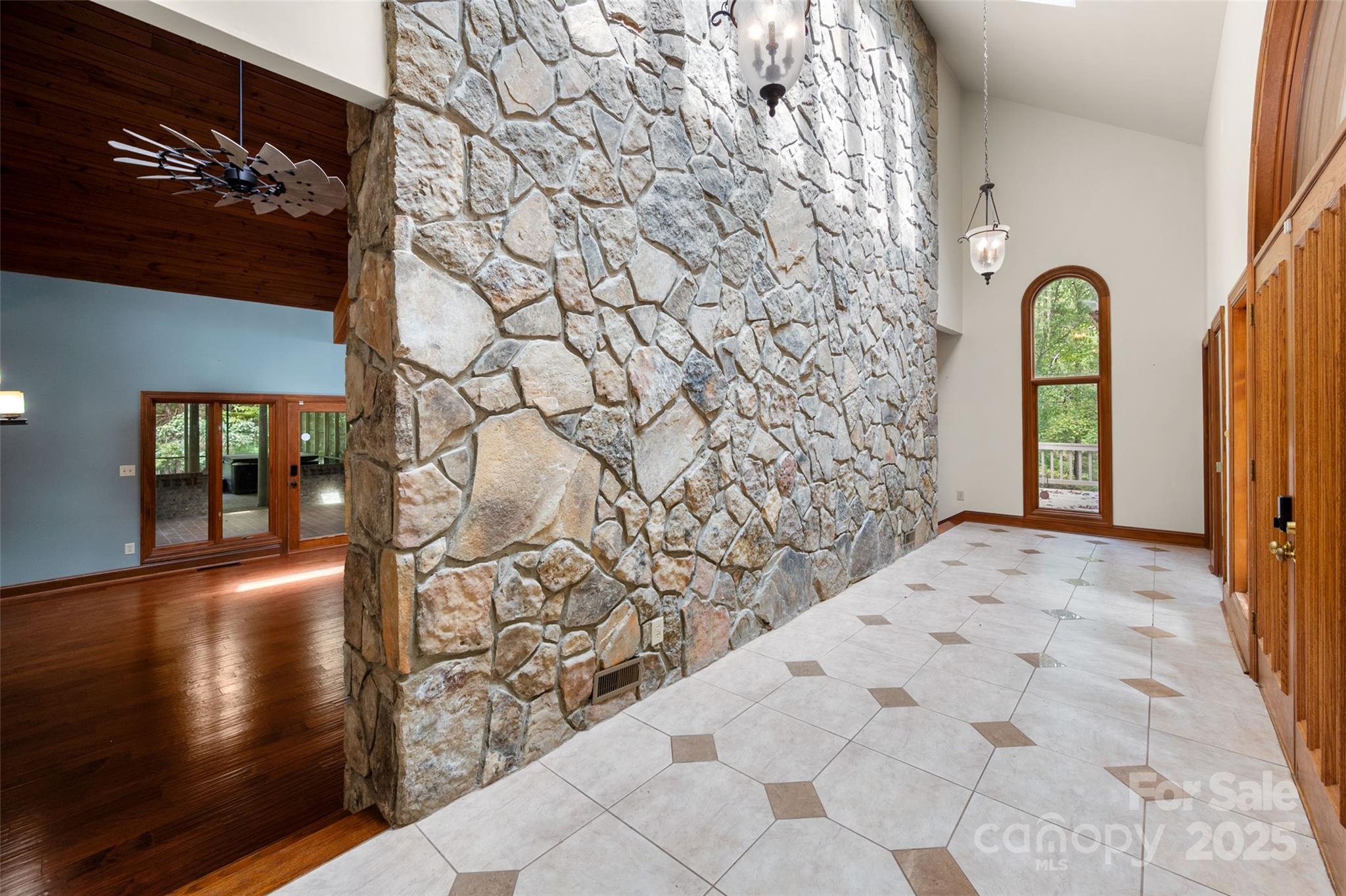 909 Baron Road