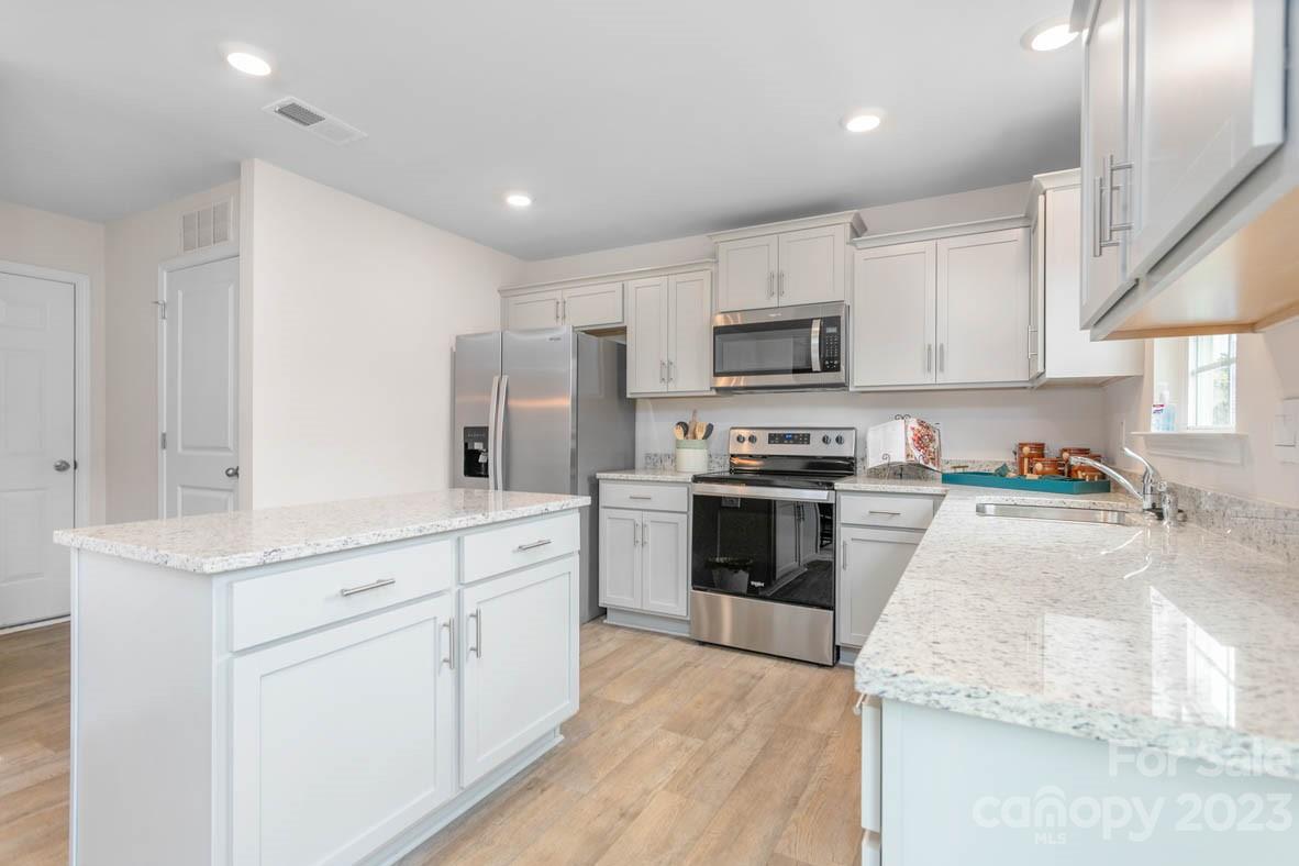 Hickory Ridge Estates - Residential