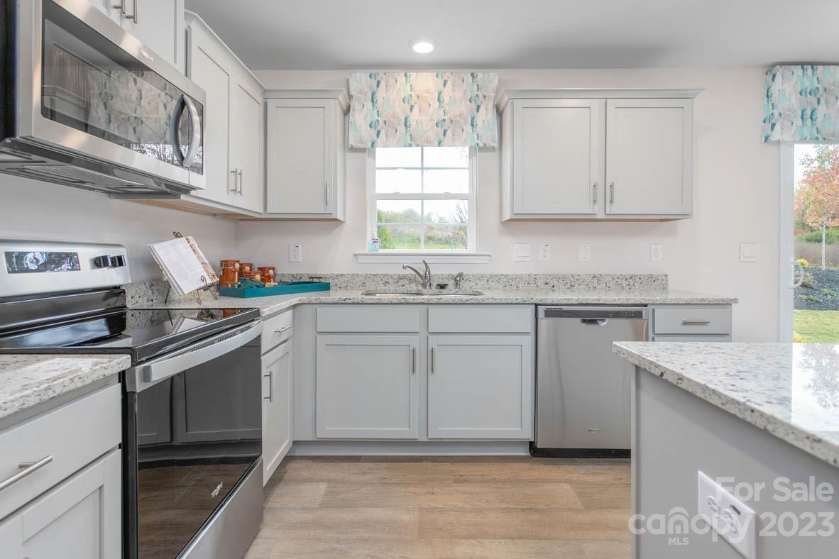 Hickory Ridge Estates - Residential