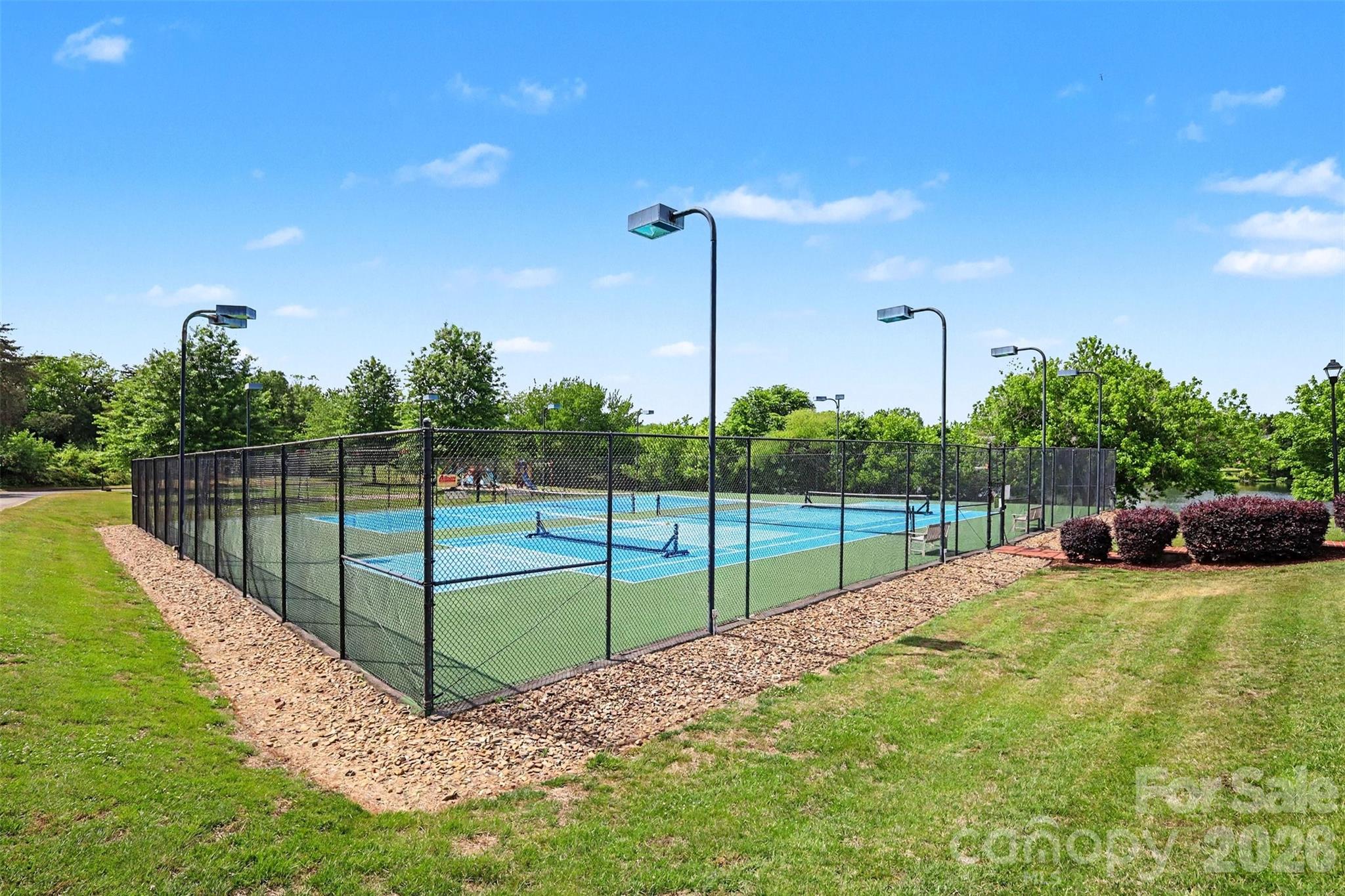 Beacon Knoll - Residential