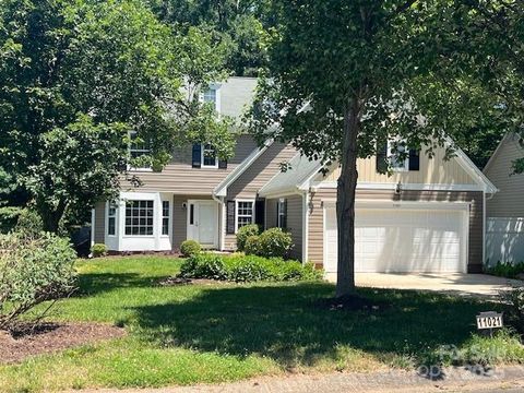 11021 Scrimshaw Lane Charlotte NC 28215