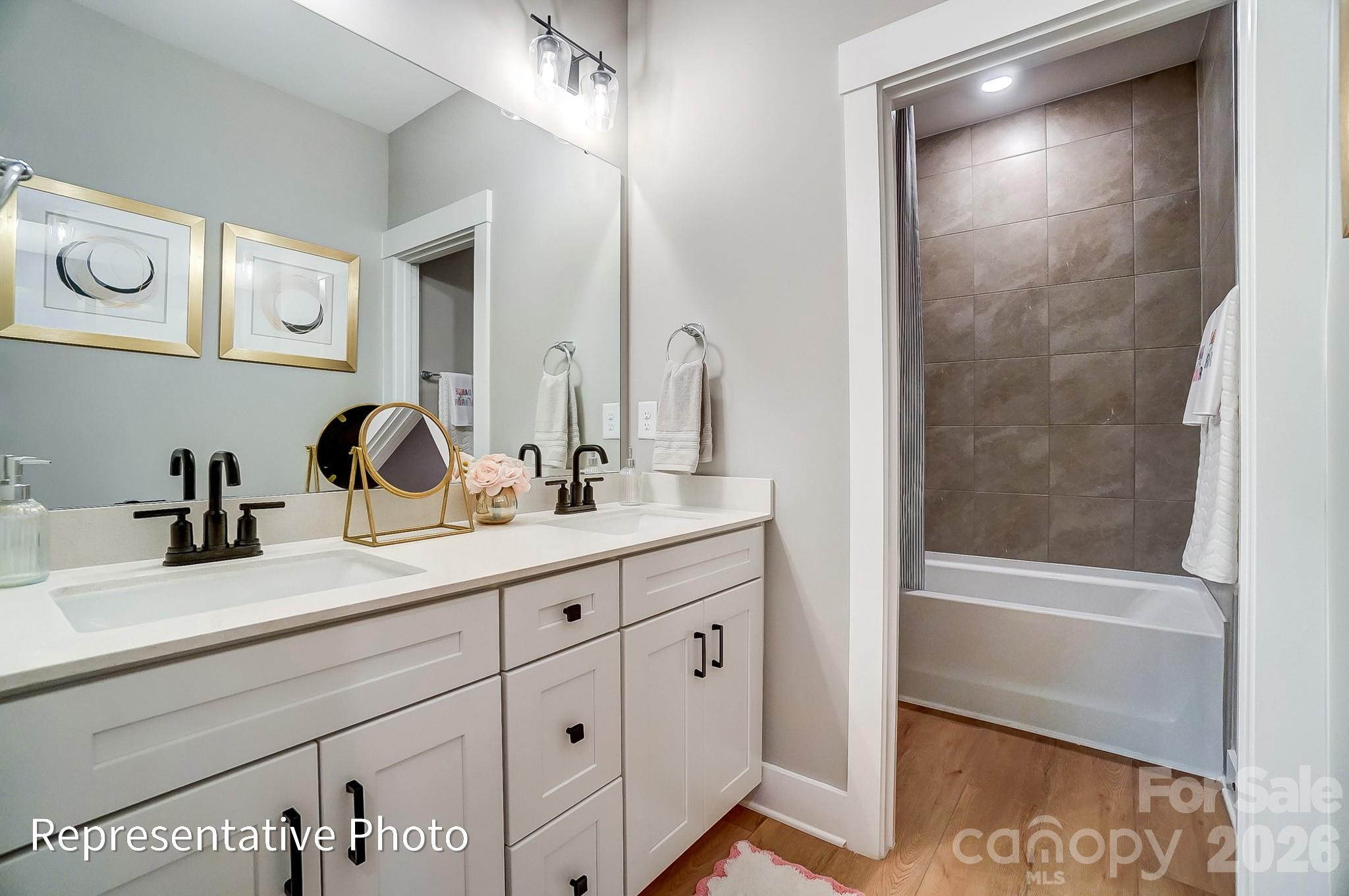 Robinson Oaks - Residential