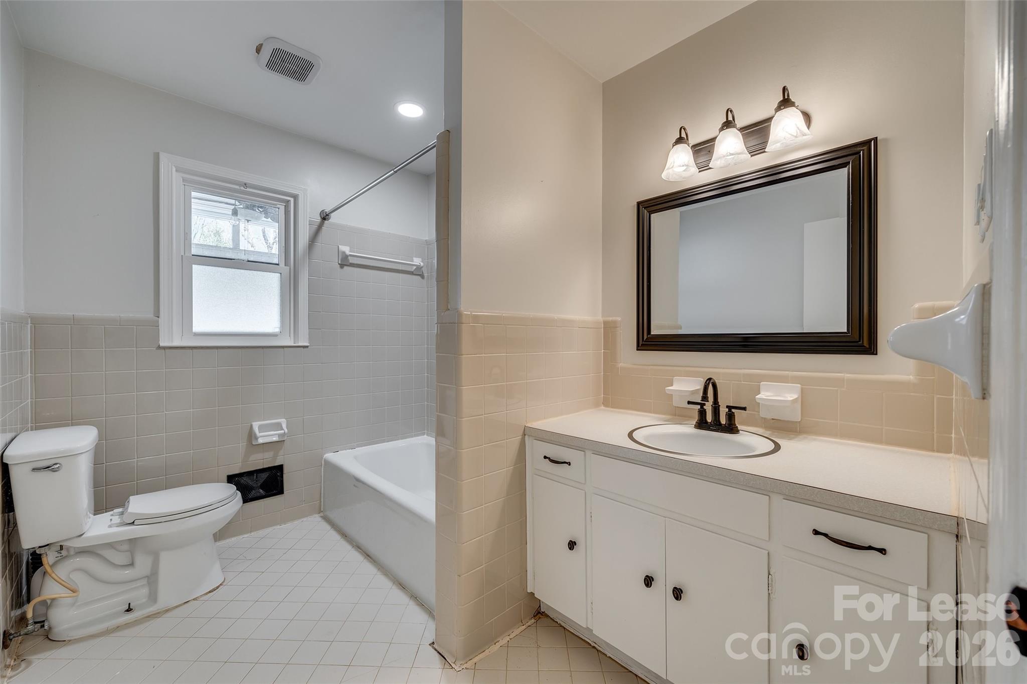 Winthrop Downs - Residential Lease