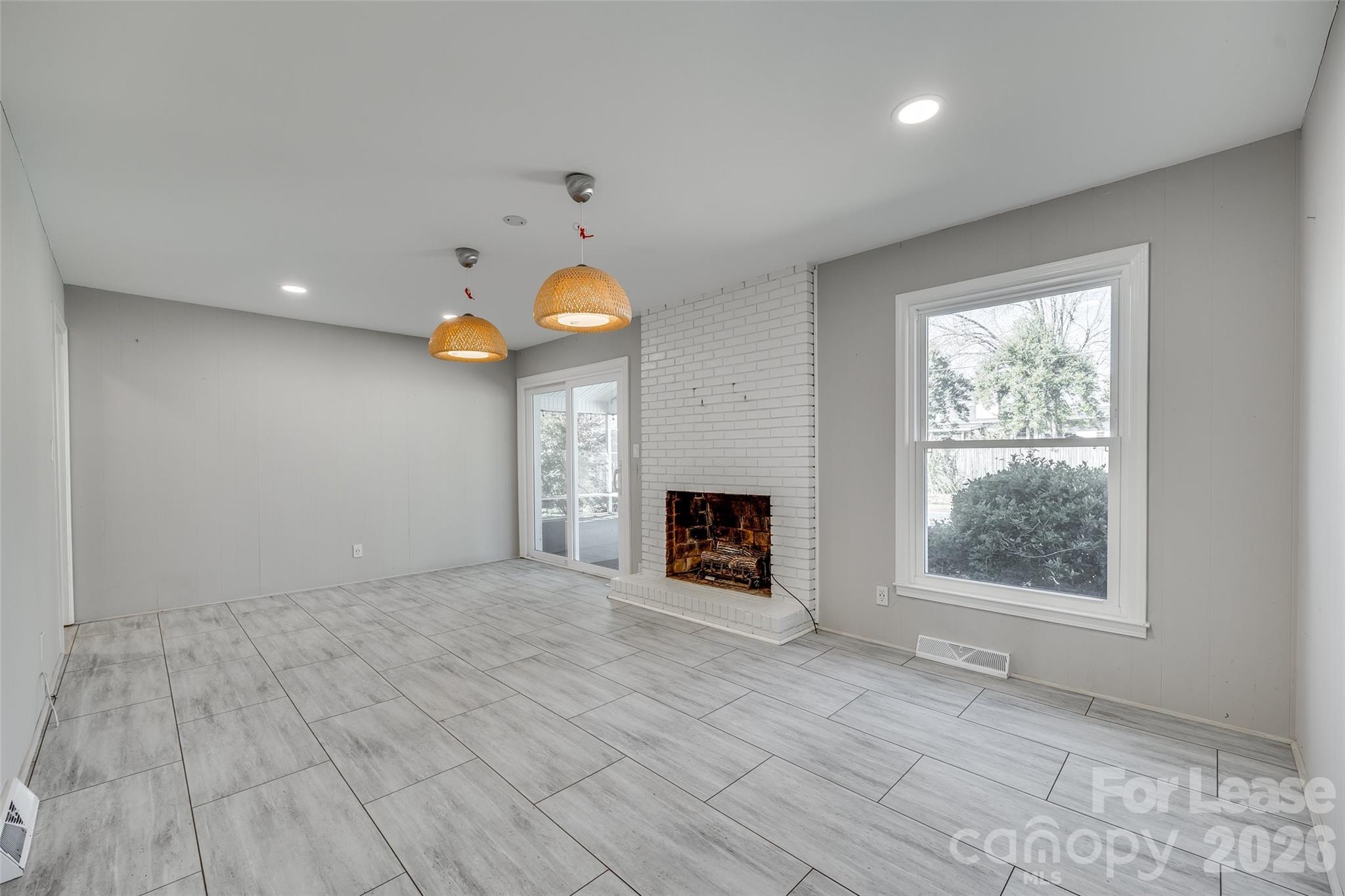 Winthrop Downs - Residential Lease