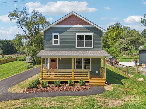 17 White Avenue Asheville NC 28803