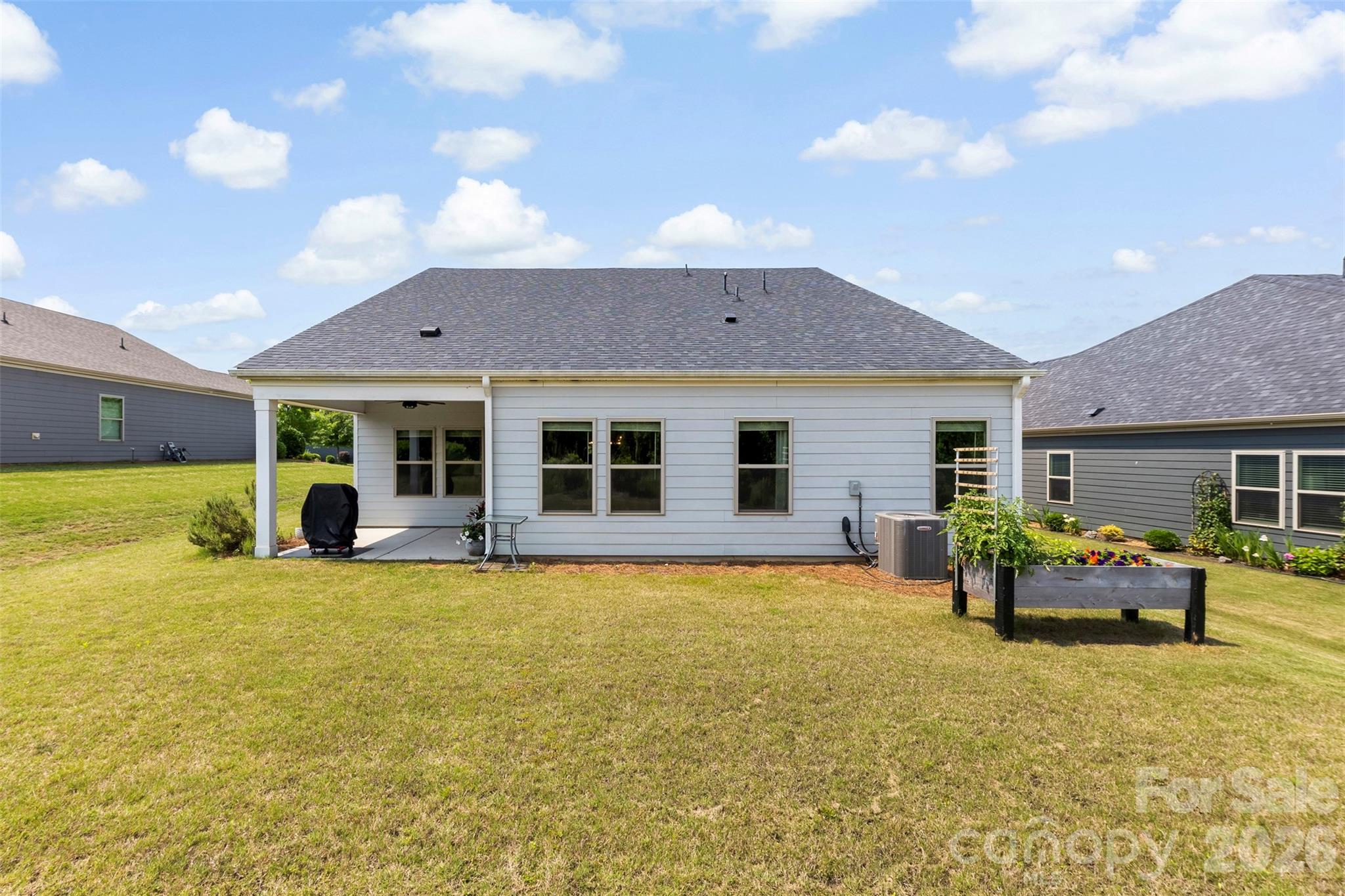 Solena at the Vineyards - Residential