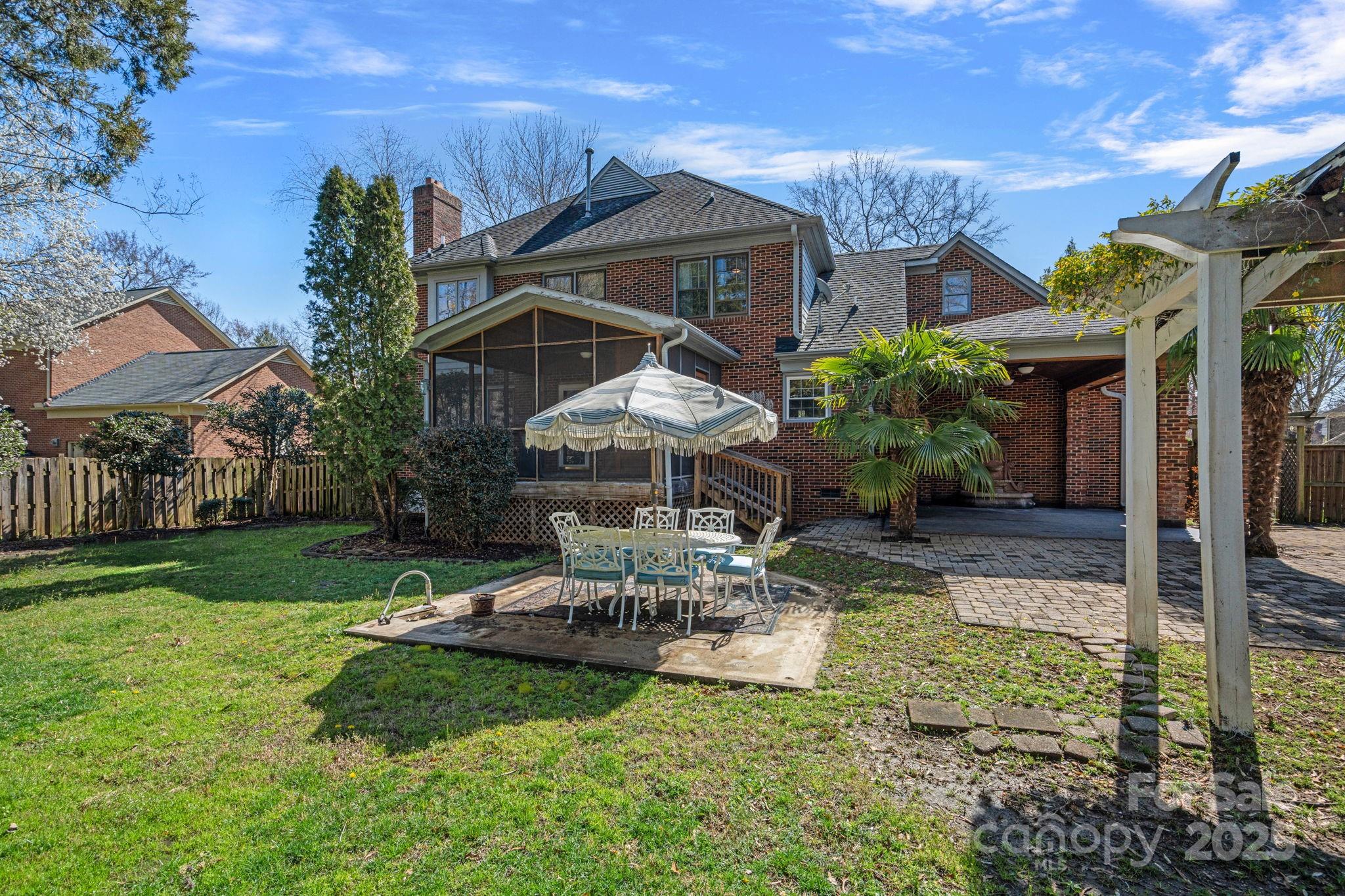 Williamsburg - Residential