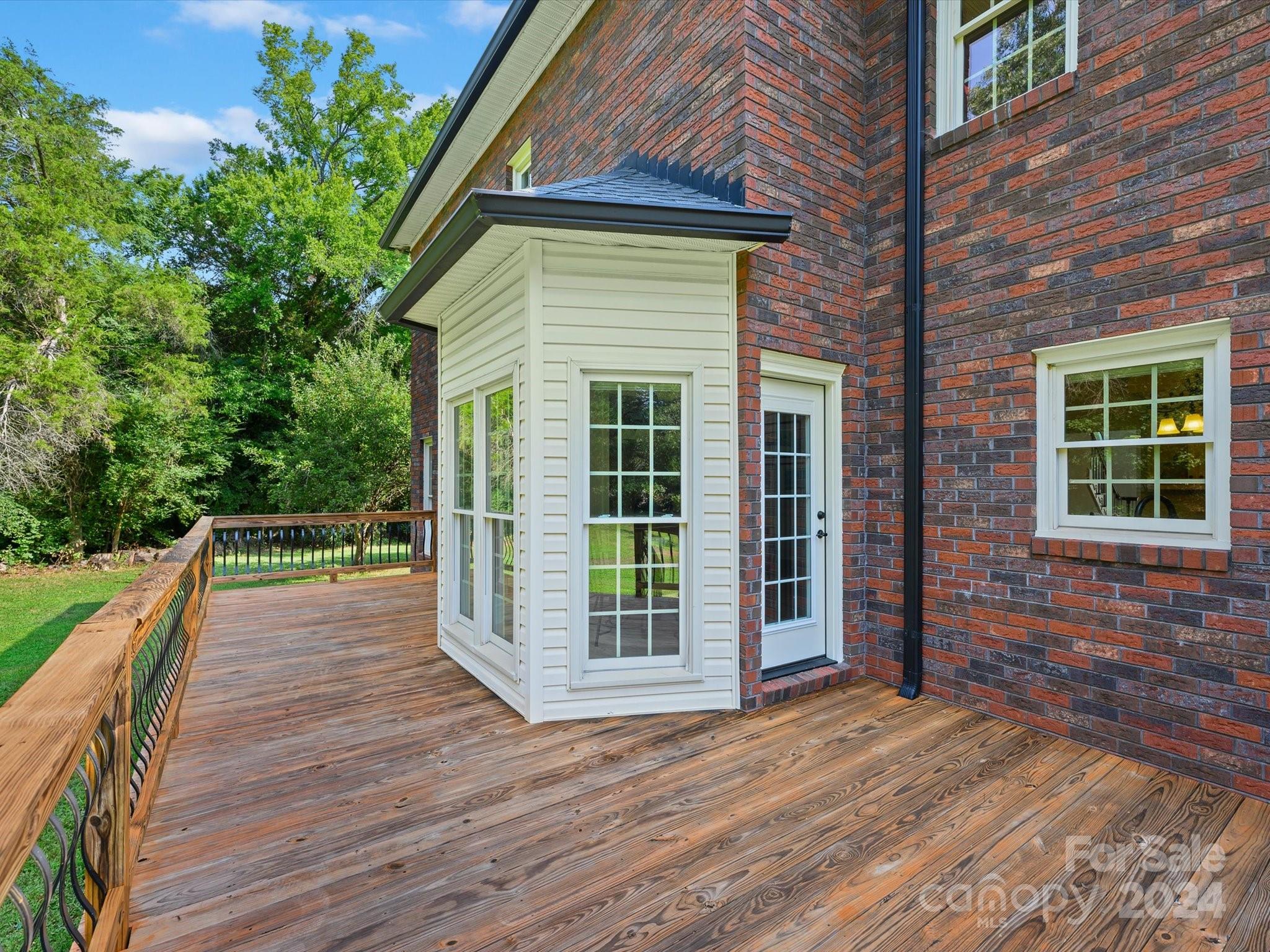 Camelot - Residential