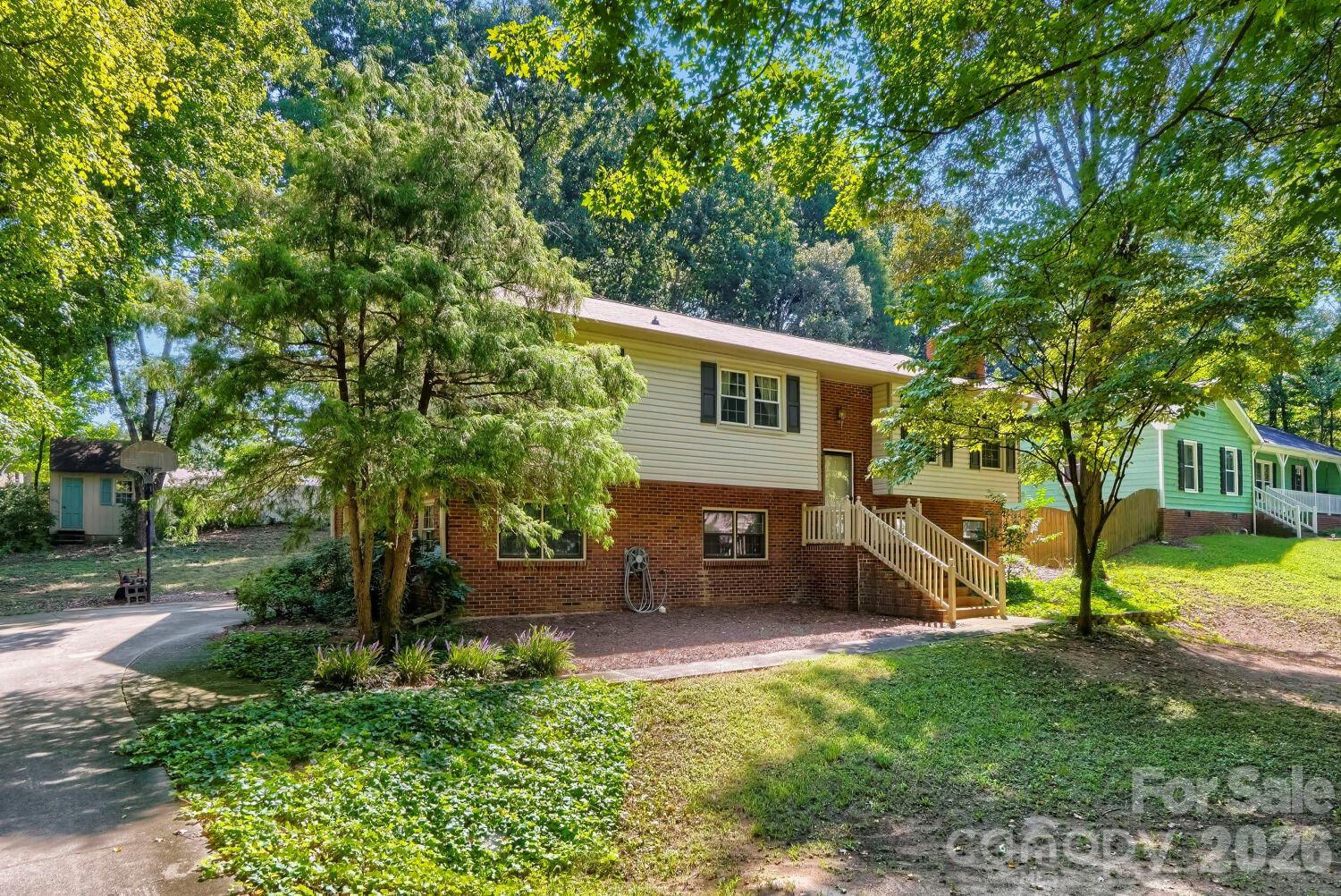 2414 Ashford Drive