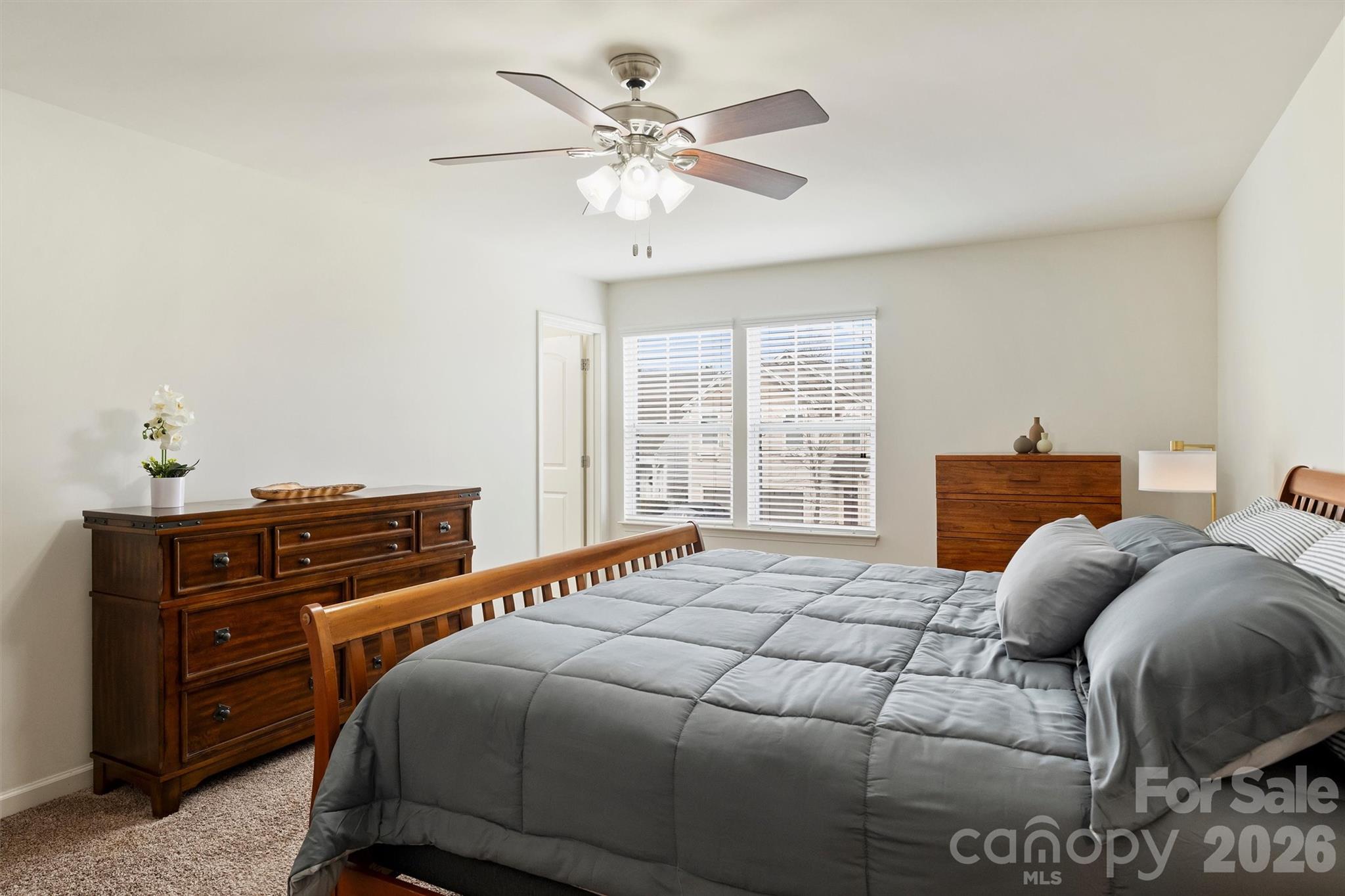 Newport Lakes - Residential