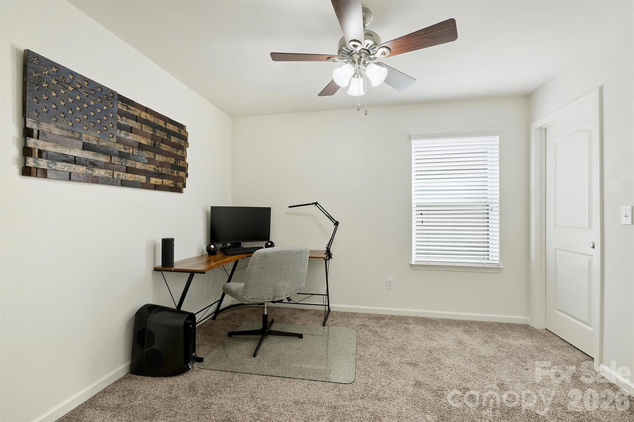 Newport Lakes - Residential