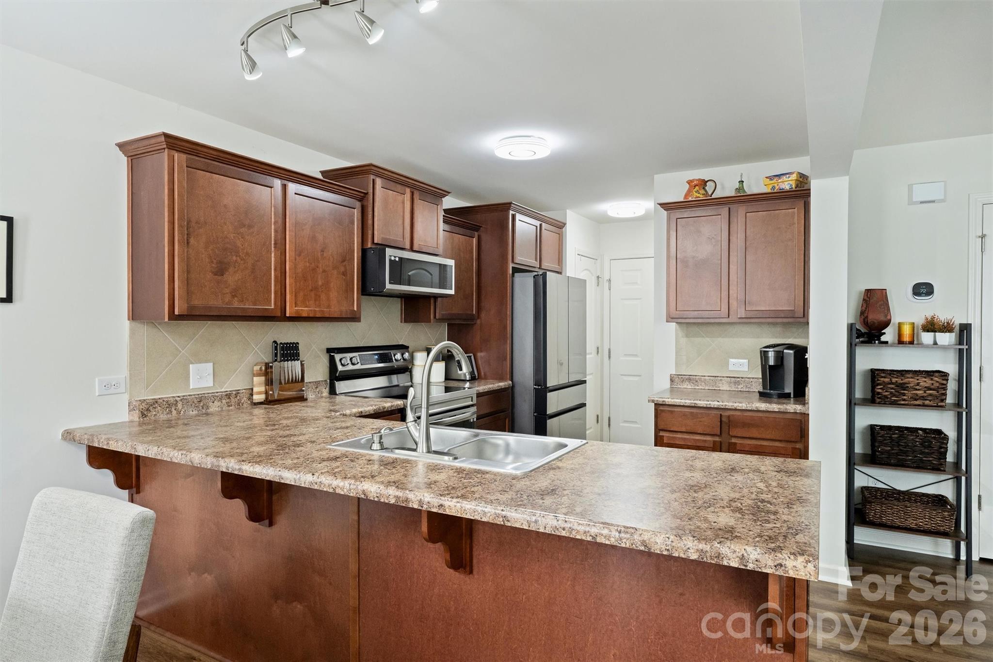 Newport Lakes - Residential