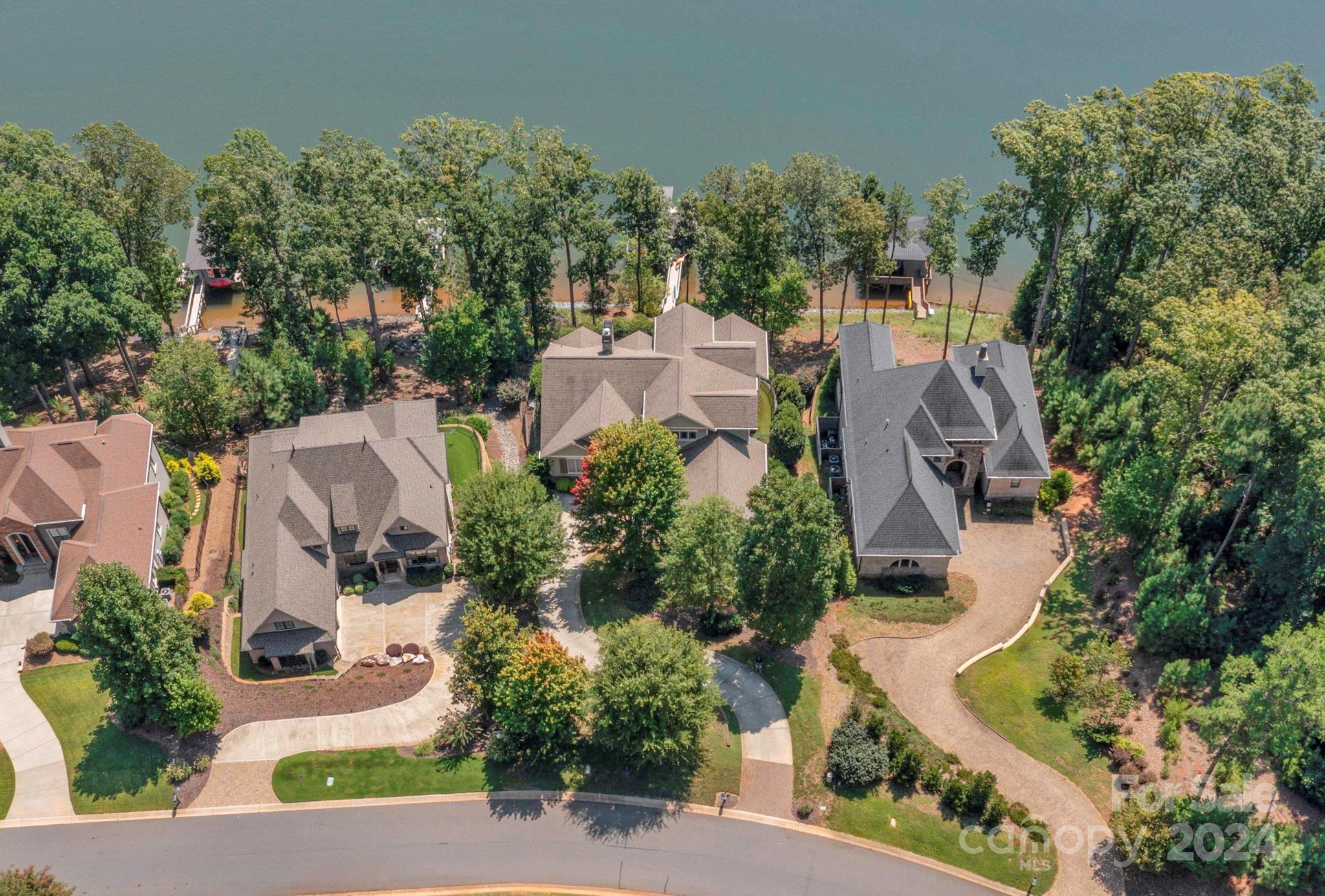 Reflection Pointe - Residential