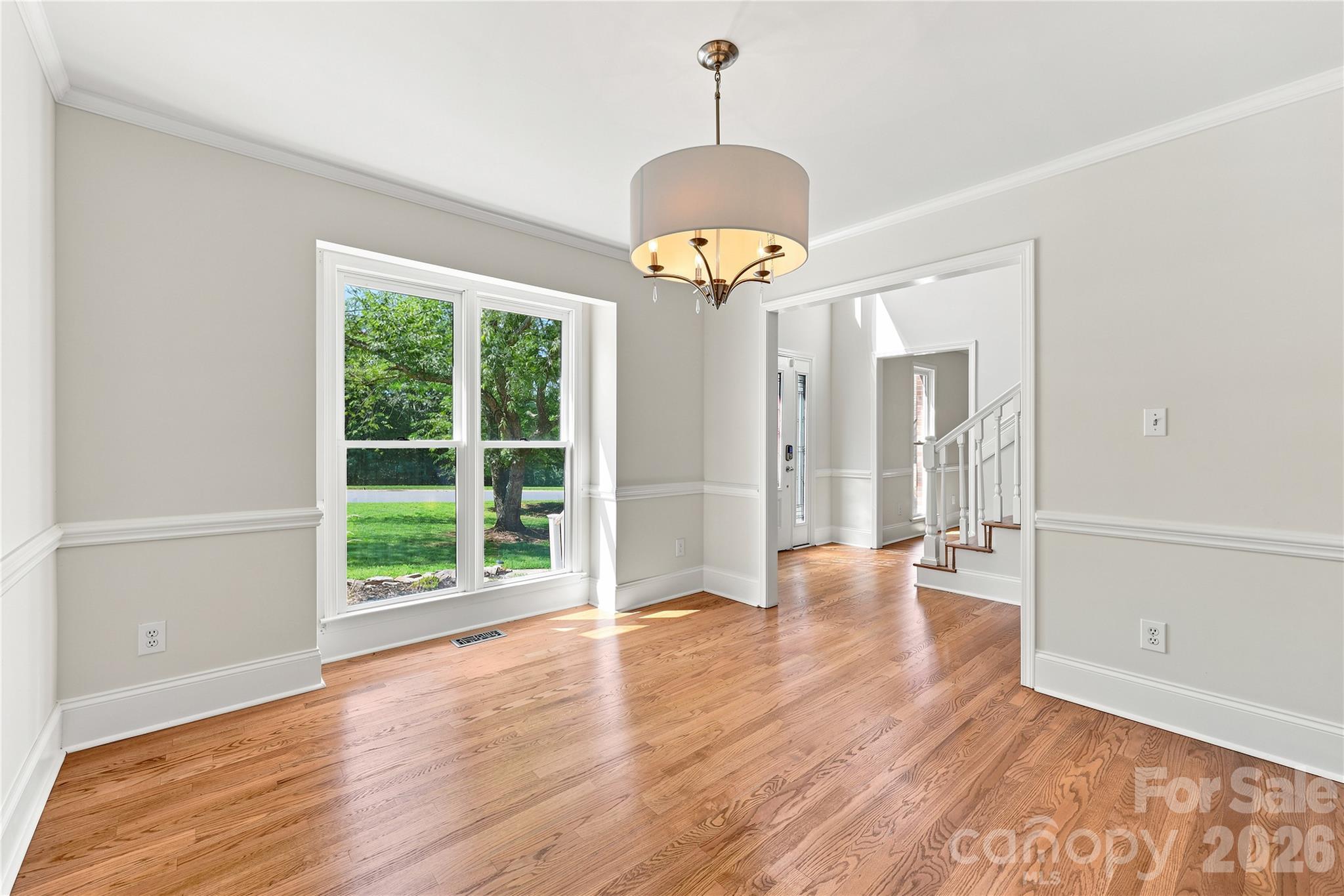 122 W Tattersall Drive