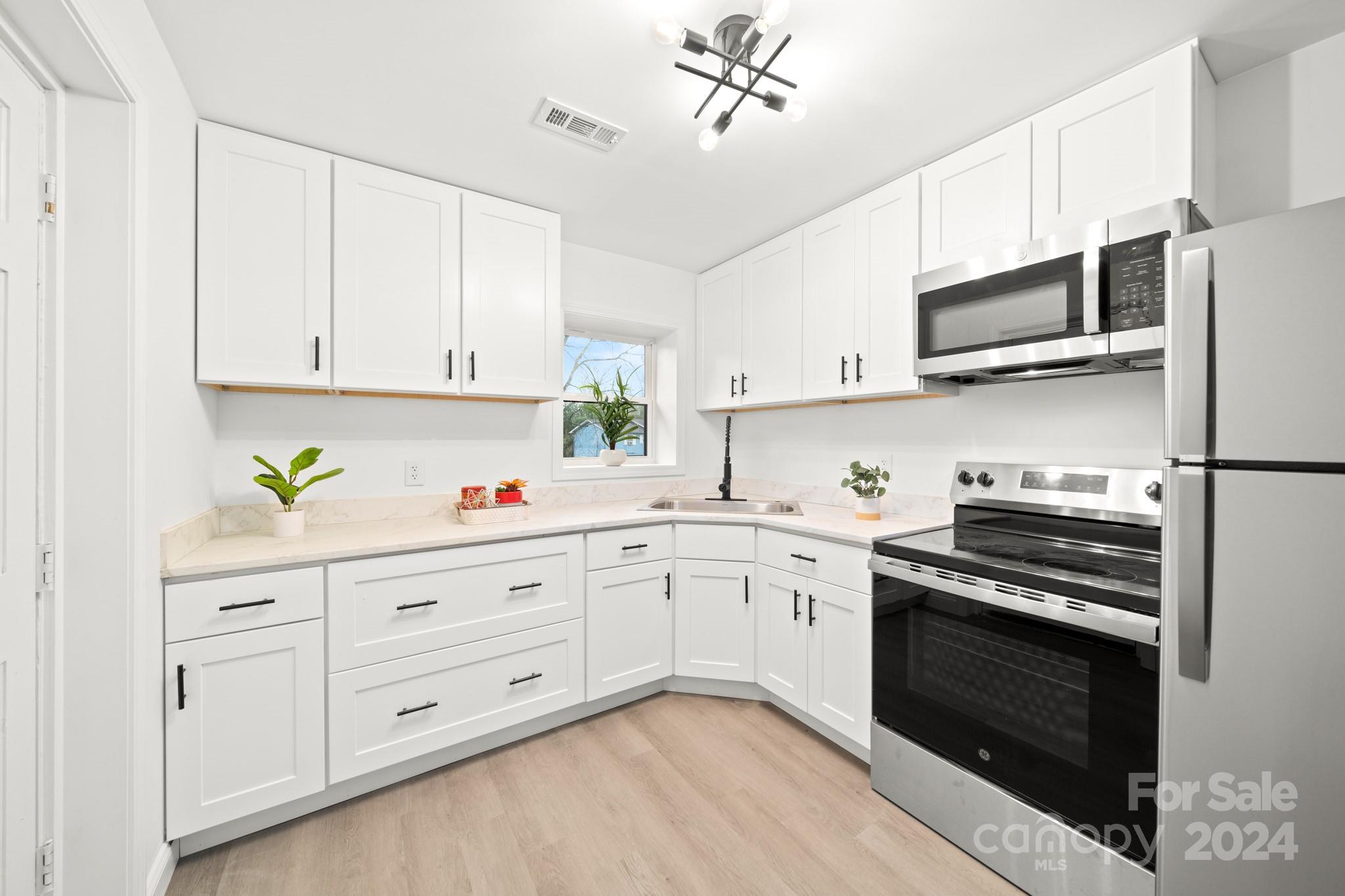 Meadowview Acres - Residential