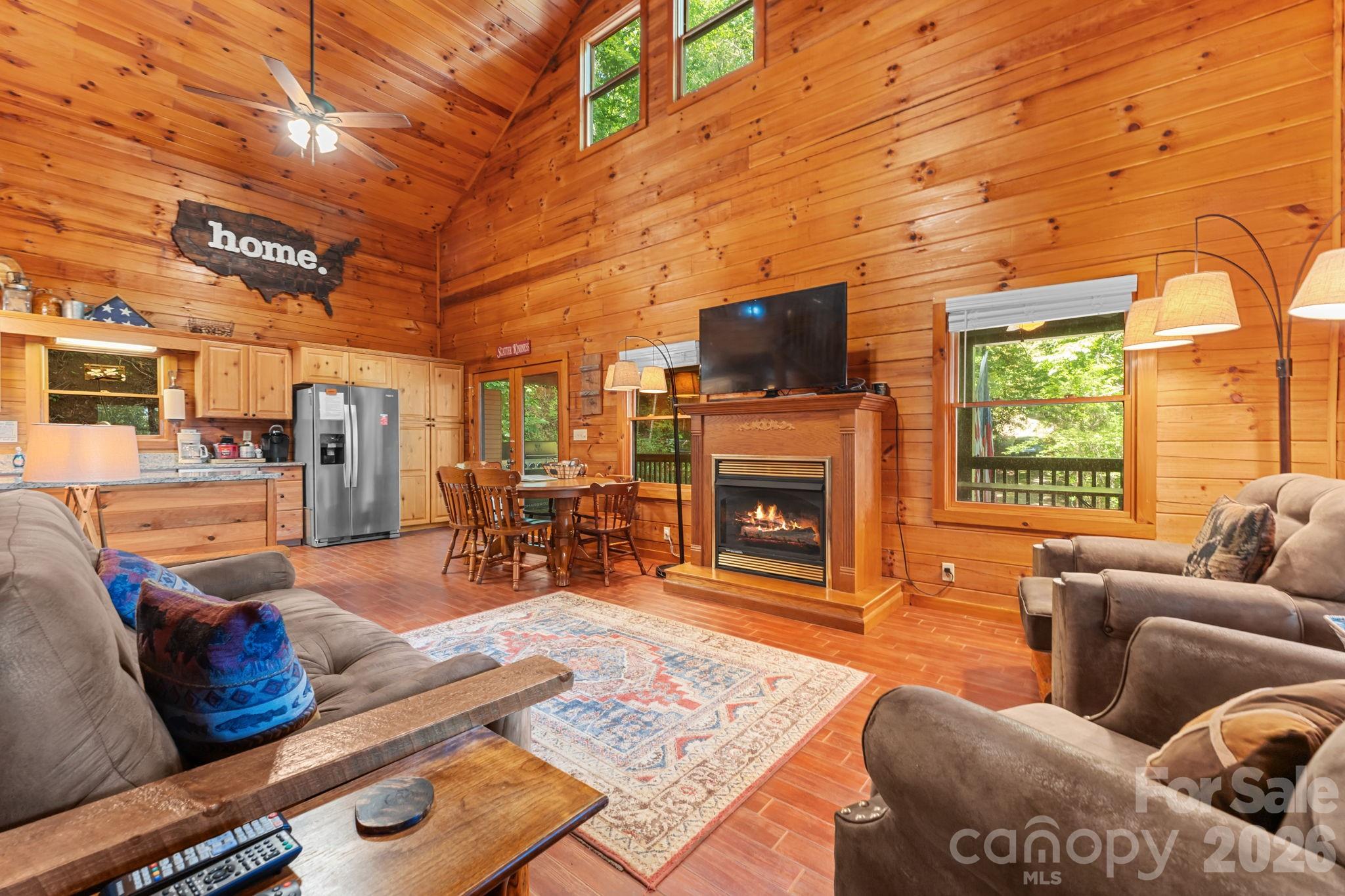 355 Oak Ridge Lane