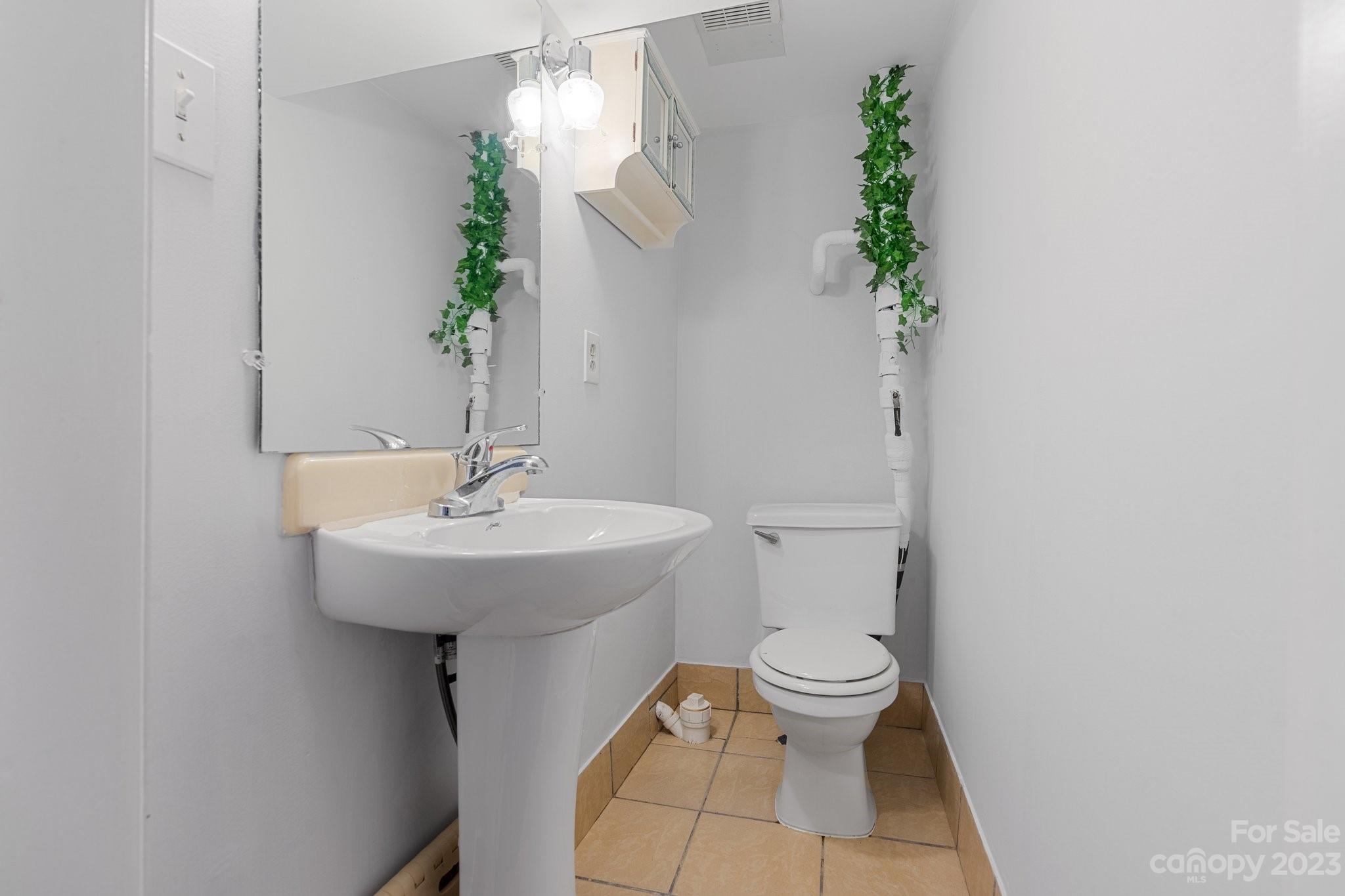 Twin Springs - Residential