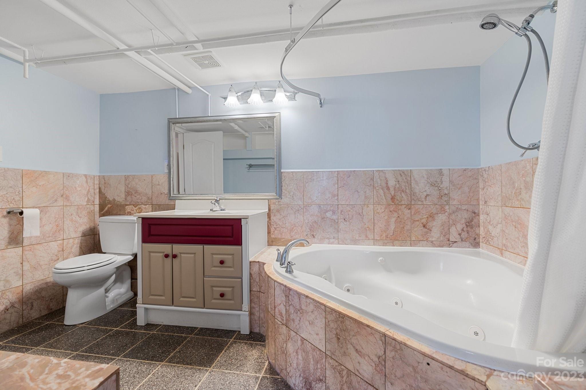 Twin Springs - Residential