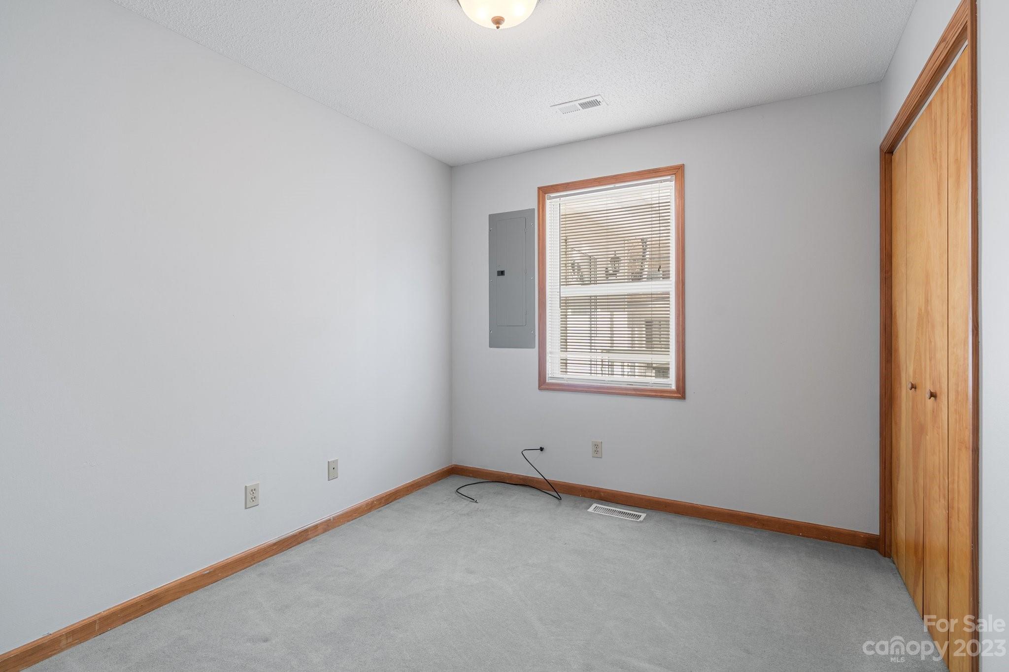 Twin Springs - Residential