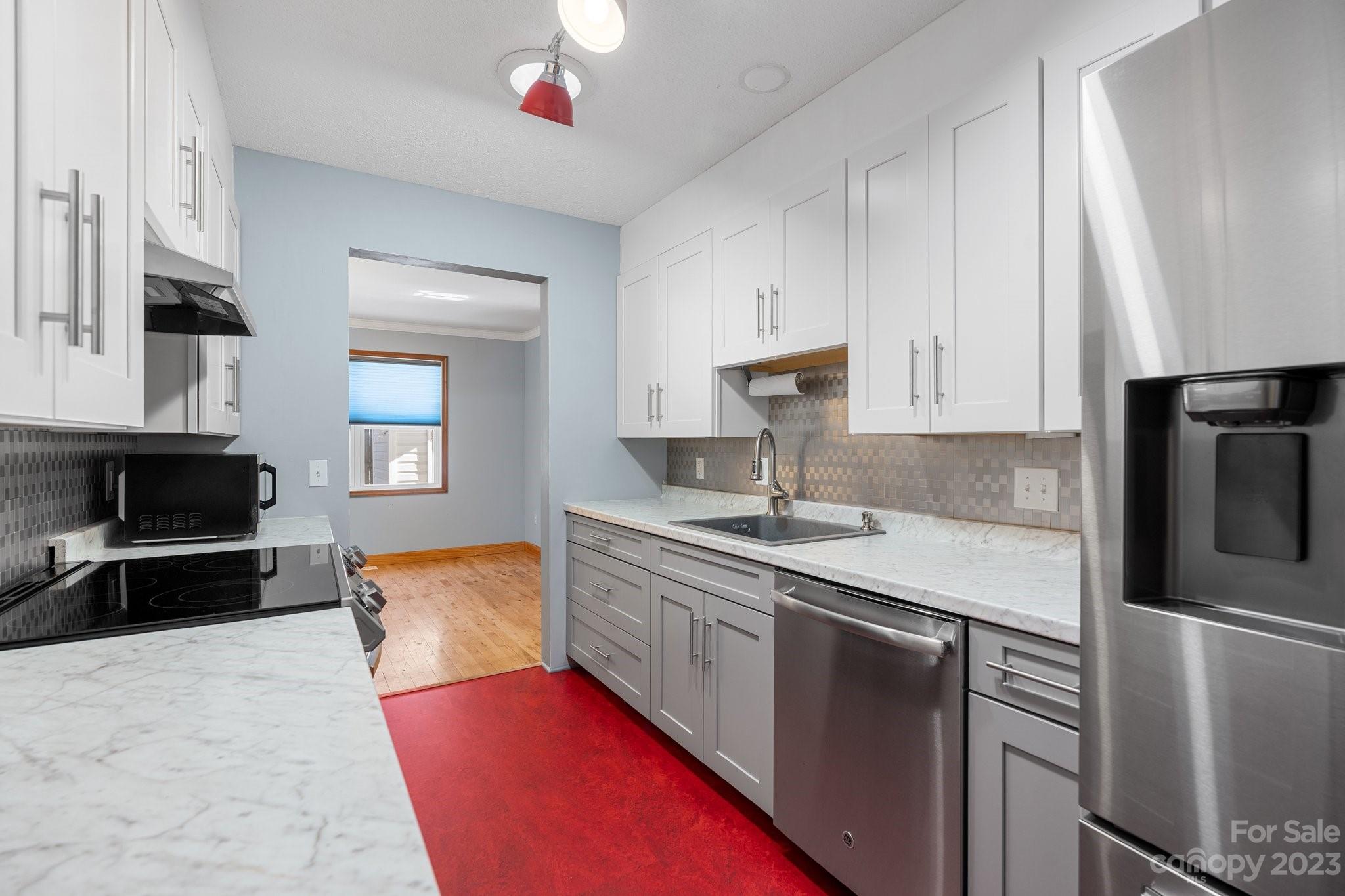 Twin Springs - Residential