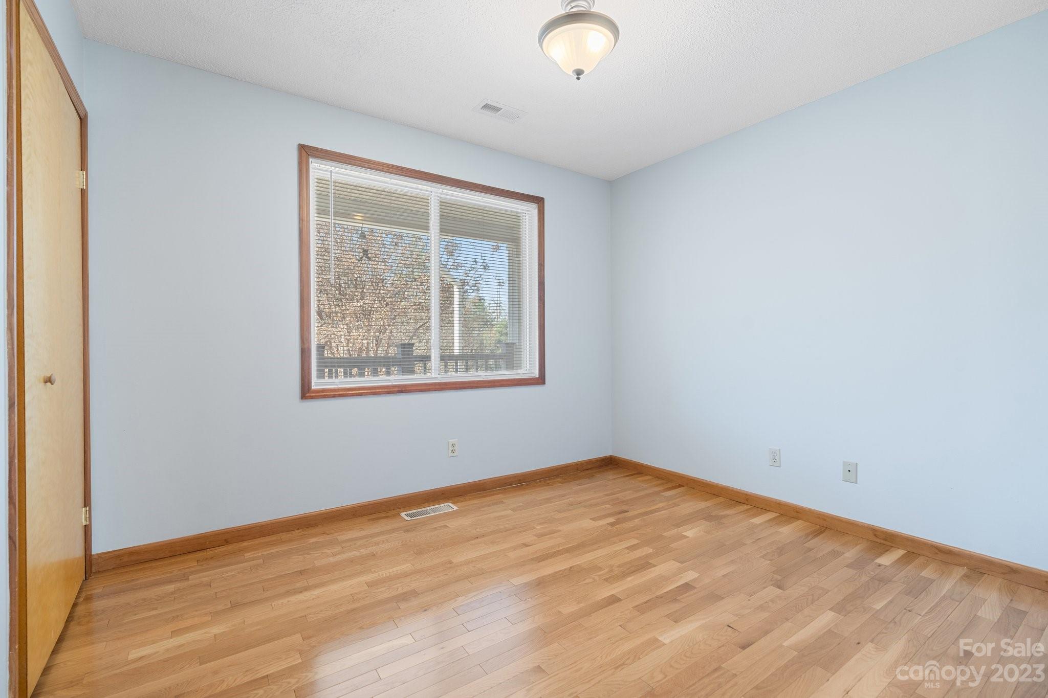 Twin Springs - Residential